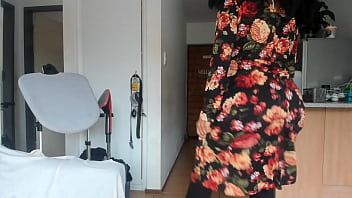 Preview 1 of Emma Coronel Aispuro Video - Ebony Big-booty dance tease,  non-nude