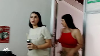 Preview 1 of Xxx Video Bco - Mi amiga me seduce y terminamos lamiendo nuestros calientes y h&uacute_medos co&ntilde_os