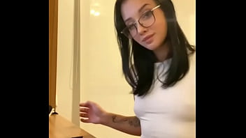 Preview 1 of Sil Pake Xxx Video Com - JOI Aluna safada precisa passar de ano e chupa professor ate receber leitinho na cara - Wine Flaming