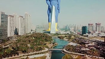 Preview 2 of Gf Home Xxx Bf - Giant Falcon Big Cock Crash the City