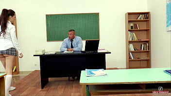 Preview 1 of Surprised Blindfold Dp - I love my teacher (short)