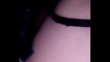 Preview 3 of Xxx Vaf Com - cdzinha branquinha vira puta do macho dentro da cabine de uma balada