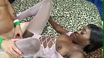 Preview 2 of Tina Camgirl - XXX SEX HARDCORE XXX INTERRACIAL SEX 2 SEXY 18YO EBONY BABES GET ITALIAN DICK STROKING WITH THE MAGIC MOTION