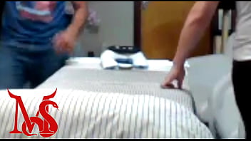 Preview 1 of Babes Squirter - Massagem no jogador do time de futebol (Completo no RED)