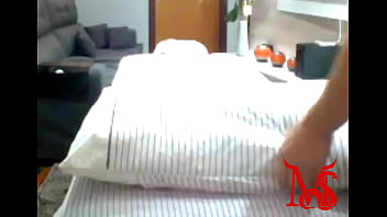 Preview 1 of Indonesia Artis Sex Video - Massagem no cliente do meu barbeiro (Completo no RED)