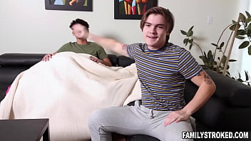 Preview 2 of Moss Ki Huxaee - This is the most naughtiest stepsibling threesome. Maria Anjel and Diego Perez are horny and fucking in every corner of the house but when Tyler Cruise catches his stepsister Maria fucking his stepbro