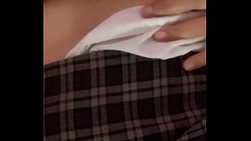 Preview 2 of Lakhimpur Xxx Videos Station - REAL chica de bachillerato SOLA EN CASA se APROVECHA de su tio que DESCANSA despu&eacute_s del TRABAJO &iexcl_LA CONDENADA CHAMACA LO DESPIERTA CON SEXO ORAL Y CON SU CULO GRANDE REBOTANDO ENCIMA! v&iacute_deo casero (SEGUNDA PARTE)Corrida interna!