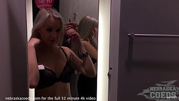 Preview 1 of Qatar Sexxxx - vacation home video with sexy getting horny and sucking dick she loves cum