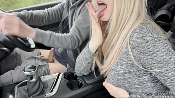 Preview 4 of Pornici Stari Zeni - Amazing handjob while driving!! Huge load. Cum eating. Cum play.