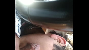 Preview 4 of Xxxhdvideohot Lola - Me sube a su carro y lo hago venir con garganta profunda