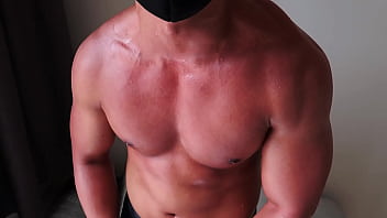 Preview 3 of Hitel Room - Oiled muscle flexing sweat out