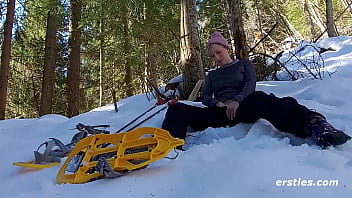 Preview 2 of Shemale Duck - Ersties - Veronicas Ausflug in den Schnee mit hei&szlig_em Squirt