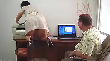 Preview 1 of Xnxx Likig - SEXRETARY. Office domination,  The boss is fucking the secretary woman Stupid secretary can only fuck but not work 2