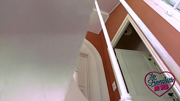 Preview 2 of Xex Film - Clara Mia profite d&#039_un plan &agrave_ trois avec sodomie