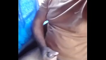 Preview 4 of Big Lund Boobs Sexy Videos Xxx - Viajando en el Bus