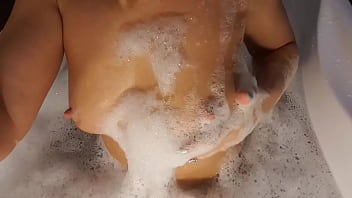 Preview 1 of Chigura Hara - My bath adventure...
