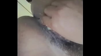 Preview 3 of Brazzers Pitching - Mi mujer es muy caliente que le gusta meterse cosas por todos sus huecos