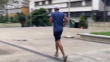 Preview 1 of Spol Fuck - FODENDO COM O VENDEDOR NOVINHO