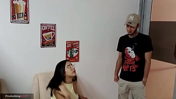 Preview 1 of Pov Big Tit Hd - mi nueva hermanastra,  sali&oacute_ bien cachonda,  entro a mi cuarto a darme una chupada de verga y a que me la follara
