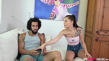 Preview 1 of Ghode Wala Angreji Bf Picture - Reyna Delacruz Taking Advantage of Big Cock