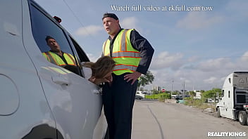Preview 2 of Ass Faking Fast Time Hd - Bad Tow Truck / Reality Kings / download full from rkfull.com/tow