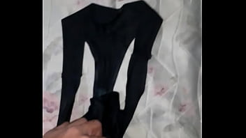 Preview 2 of Xnxx 2018 Year - Oliendo tanga y brasier de mi hermana usada