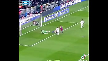 Preview 4 of Spanish Filme - Cogida del Barcelona al real Madrid