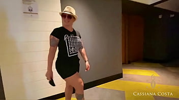 Preview 1 of Indian Mms Blackmail - Polaca em Balneario chega no hotel cheia de tes&atilde_o e ganha leite na bunda.