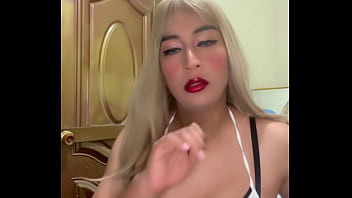 Preview 2 of Zhang Xu - Lindo transexual rica tetas de colegiala