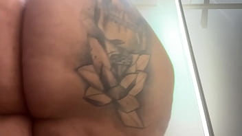 Preview 3 of Curly Klara Porno - De volta ao provador bbw safada se exibe - Mary Jhuana
