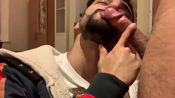 Preview 3 of Mijo Le - MARCOS GOIANO - MAGRELO ROLUDO GOZOU NA MINHA GARGANTA COM UMA MAMADA DELICIOSA
