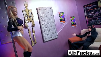 Preview 1 of Live Sex Vide - Pornstar Alix gets fucked by a guy in a monkey mask