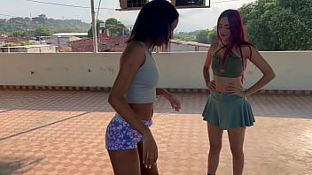 Preview 1 of Tumblr Hotwife Videos - mi hermanastra se pone cachonda haciendo ejercicio y termino follandola muy duro hasta que se  corre rico