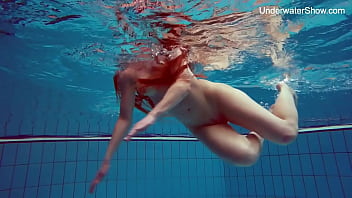 Preview 4 of England Family Sex - Simonna is hot and horny in the public swimming pool