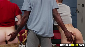 Preview 3 of Encoxada Tif - Black jock 3some fucks white asses