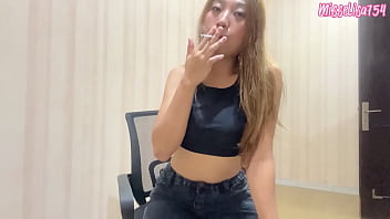 Preview 3 of Video Porno Baby Margaretha - SMOKING FETISH, FOOT FETISH,  FOOT SLAVE, FOOT WORSHIP