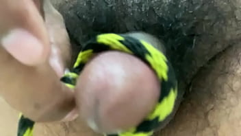 Preview 4 of Mia Khalifa English Fucking - Aumento de tama&ntilde_o con bomba manual