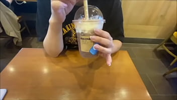 Preview 1 of Uk17 Virgin - 21歳大◯生彼女と授業終わりにスタバデート。僕はデート中に既に勃起してて早くえっちしたかったので僕の部屋に呼んで彼女のマンコに生でスポスポ激しく出し入れして彼女は激しく喘ぎまくりました。