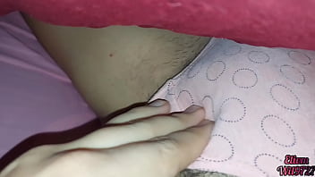 Preview 3 of Bizarre Tube Sex - Me Hijastra se mete en mi cama y pasa esto