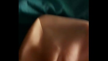 Preview 4 of Xxx Porno Cut Tari - Baiser ses deux jouets