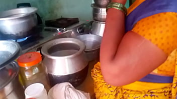 Preview 1 of Very Cute Turkmenistan Girl - Desi bhabhi cooking homemade sex