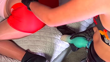 Preview 2 of Wwwxxs Bf - Getting The Knot In With A HUGE Bad Dragon