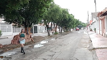 Preview 1 of Son Sleep Whit Mom - Latinas lesbianas follan y lamen sus co&ntilde_os cremosos