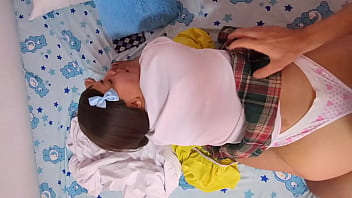 Preview 3 of Free Sexysat Tv - &quot_Dios m&iacute_o,  Accidentalmente toco el co&ntilde_o de mi hijastra&quot_