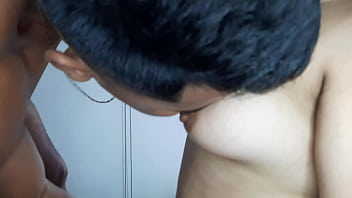 Preview 2 of Giripura Aththo Sex Video - Que linda vista me da mi hermanastra,  tiene un chochito muy caliente. Parte 2. Chupa muy bien mi polla