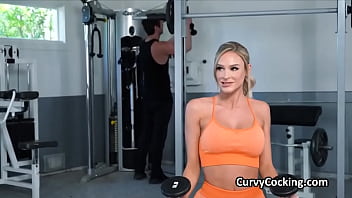 Preview 1 of Asian Abg Vs Negro - Steamy oral at the gym with sporty big tit