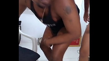 Preview 2 of 8yaras Xxx Videos - HETERO DOTADO CAVALGOU NO MEU RABO GOSTOSO NO CH&Atilde_O DO ESCRIT&Oacute_RIO