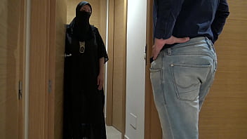 Preview 1 of Telugu Mardal Bava Xxx Video - British Plumber Fucks Muslim Milf In Her Kitchen