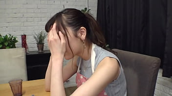 Preview 1 of Xnxx Nom And Sun - エプロンで巨乳をひた隠すお料理教室の先生をビヤクで堕とす！裸エプロンのおっぱいを揉んで！舐めて！美味しくいただく！生クリームチ○ポを一心不乱に舐めしゃぶる！お口とマ○コをチ○ポで塞がれ歓喜のトロ顔！いつもは優しい先生が淫靡なメスと化す！！【ビヤクで&times_&times_しませんか？～パイパン料理講師が体の穴中ザーメンまみれ！の巻き～】https://bit.ly/3ZYZEvZ