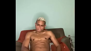 Preview 3 of Braazers Ofice - MLK BATENDO PUNHETA DE MADRUGADA